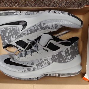 Nike Air Max Infuriate 2 Mid (gray)